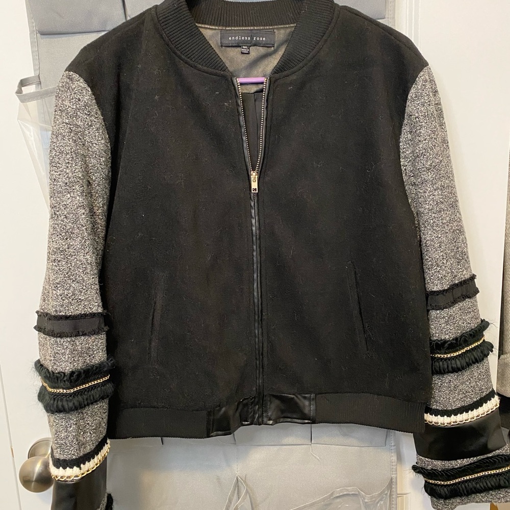 Bomber jacket